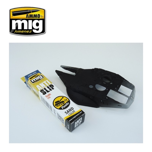 Preview: Ammo Mig Antirutschpaste - sandfarben für 1/35, 20ml (g.P. 1L= 245€)